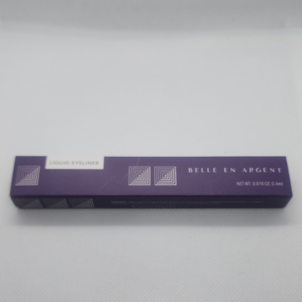 Belle en Argent Purple Liquid Eyeliner